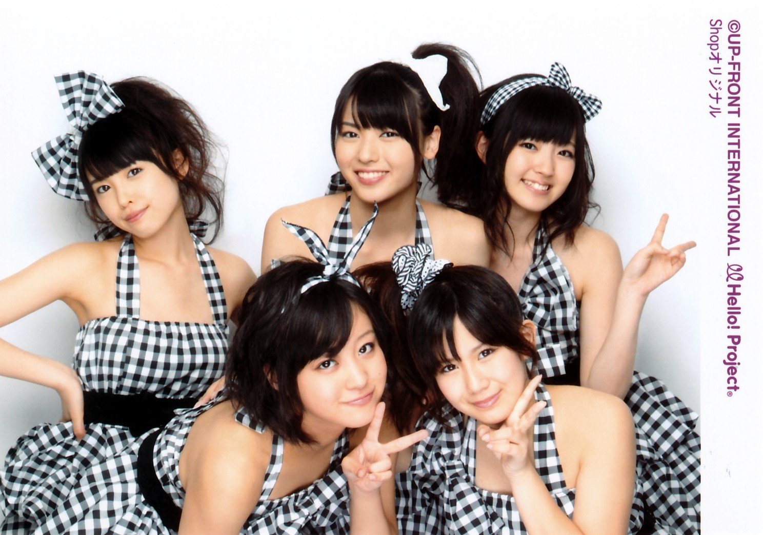 C гр. °C-ute Nandesu! Zen Single Atsumechaimashita! 1. Hello Project 2006. C ute Forever Love.