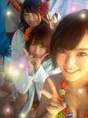 
Kawaei Rina,


Yamamoto Sayaka,


Yokoyama Yui,

