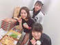 
Kishimoto Yumeno,


Ono Mizuho,


Tanimoto Ami,

