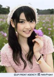 
Michishige Sayumi,

