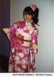 
Michishige Sayumi,

