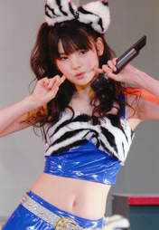 
Michishige Sayumi,

