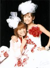 
Kamei Eri,


Takahashi Ai,

