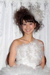 
Oshima Yuko,

