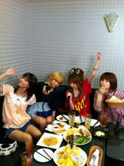 
Niigaki Risa,


Tanaka Reina,


Mitsui Aika,


blog,


Takahashi Ai,

