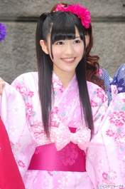 
Watanabe Mayu,

