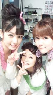 
blog,


Michishige Sayumi,


Mitsui Aika,


Niigaki Risa,

