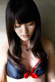 
Photobook,


Suzuki Airi,

