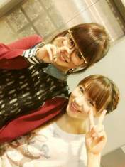 
blog,


Ishida Ayumi,


Niigaki Risa,

