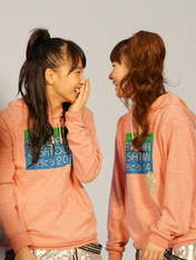 
Ishida Ayumi,


Sayashi Riho,

