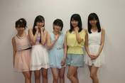 
Juice=Juice,


Kanazawa Tomoko,


Miyamoto Karin,


Miyazaki Yuka,


Takagi Sayuki,


Uemura Akari,

