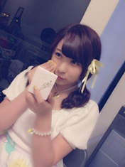 
blog,


Fukuda Kanon,

