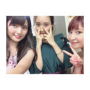 
Michishige Sayumi,


Takahashi Ai,


Yaguchi Mari,

