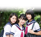 
Kishimoto Yumeno,


Tanimoto Ami,


Yamagishi Riko,

