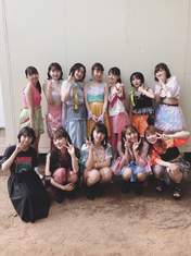 
ANGERME,


Funaki Musubu,


Hashisako Rin,


Ise Reira,


Kamikokuryou Moe,


Kasahara Momona,


Katsuta Rina,


Kawamura Ayano,


Murota Mizuki,


Nakanishi Kana,


Oota Haruka,


Sasaki Rikako,


Takeuchi Akari,

