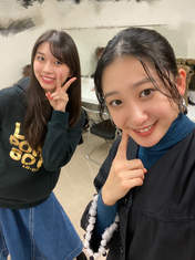 
Akiyama Mao,


Makino Maria,

