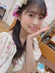 
Nishida Shiori,

