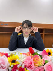 
Michishige Sayumi,

